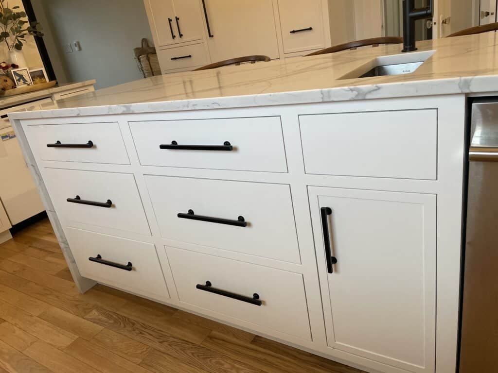 Remodeled Victoria Rancher Requiring New Kitchen Cabinets